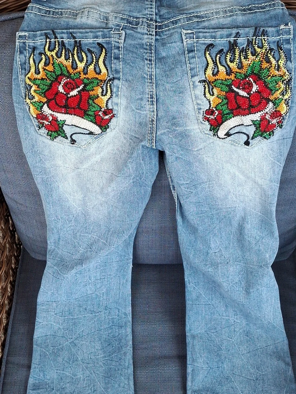 Ninth Hall Alyssia Size 4 Bootcut Rhinestone Flame Rose Tattoo Pockets - Picture 4 of 6